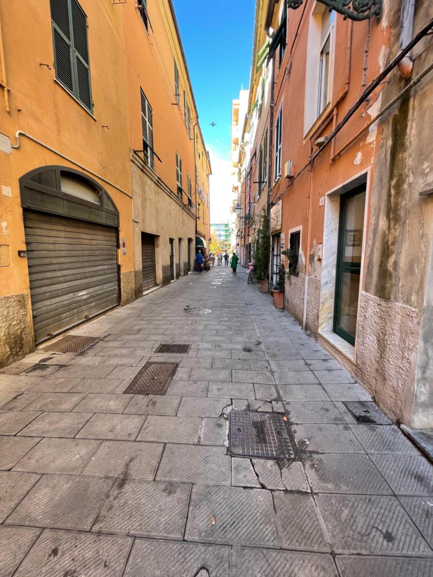 Bilocale Arredato Sestri Ponente Lägenhet Genua Exteriör bild